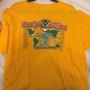 FIFA World Cup 2010 South Africa Vintage T-Shirt Football Top Adult Size L